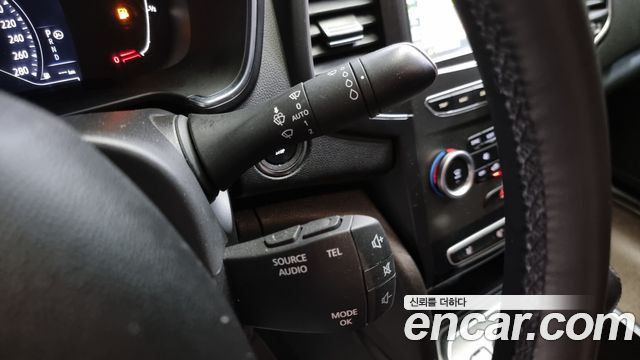 Renault Korea SM6 2.0 LPe SE Plus 2022 — фото 18