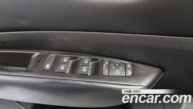 Renault Korea SM6 2.0 LPe SE Plus 2022 — фото 19