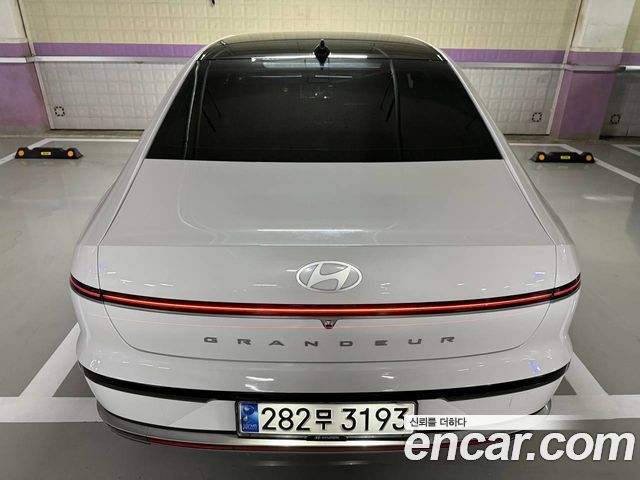 Hyundai Grandeur (GN7) 2,5 Gasoline 2WD Premium 2023 — фото 2