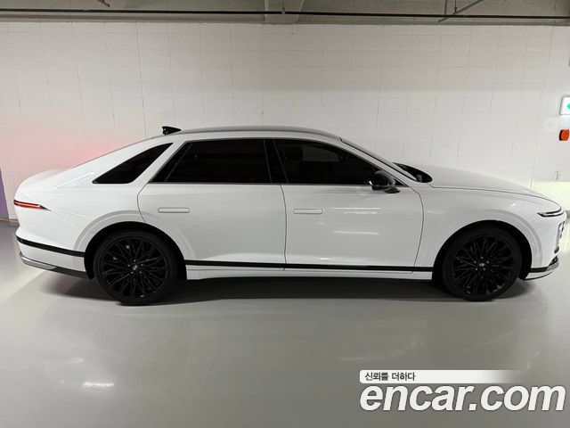 Hyundai Grandeur (GN7) 2,5 Gasoline 2WD Premium 2023 — фото 4