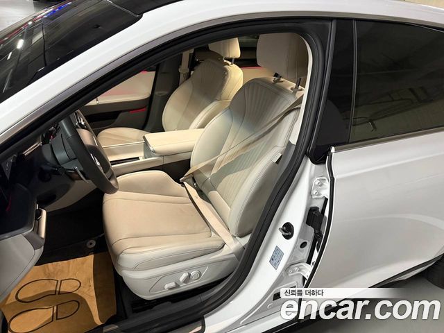 Hyundai Grandeur (GN7) 2,5 Gasoline 2WD Premium 2023 — фото 6