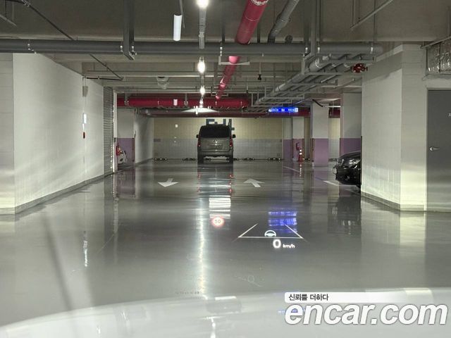 Hyundai Grandeur (GN7) 2,5 Gasoline 2WD Premium 2023 — фото 9