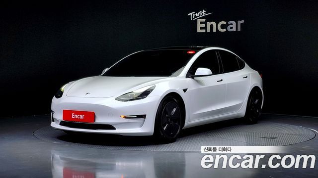 Tesla Model 3 Long Range AWD