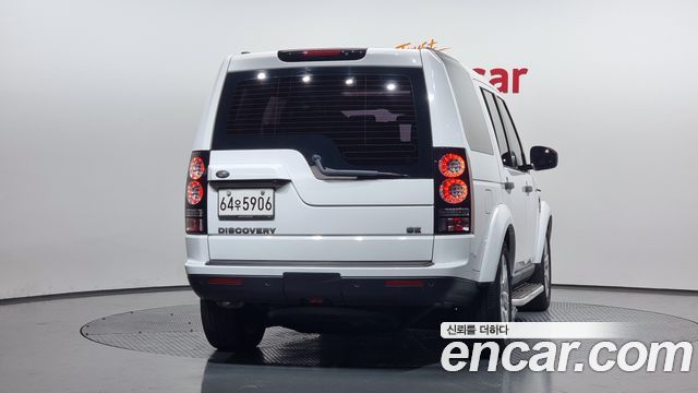 Land Rover Discovery 4 3.0 SDV6 SE 2016 — фото 4