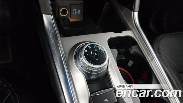 Ford Explorer (VI) 2.3 LimIted 4WD 2020 — фото 9