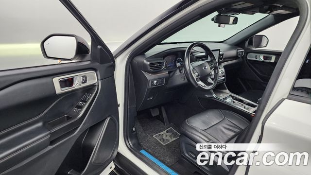 Ford Explorer (VI) 2.3 LimIted 4WD 2020 — фото 10