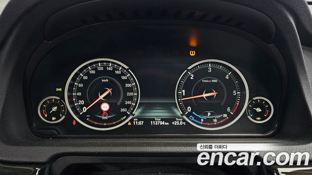 BMW 5 Series GT (F07) GT 30d xDrive 2014 — фото 8