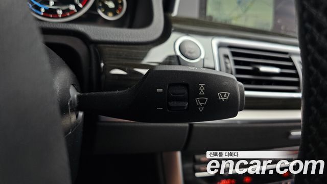 BMW 5 Series GT (F07) GT 30d xDrive 2014 — фото 14