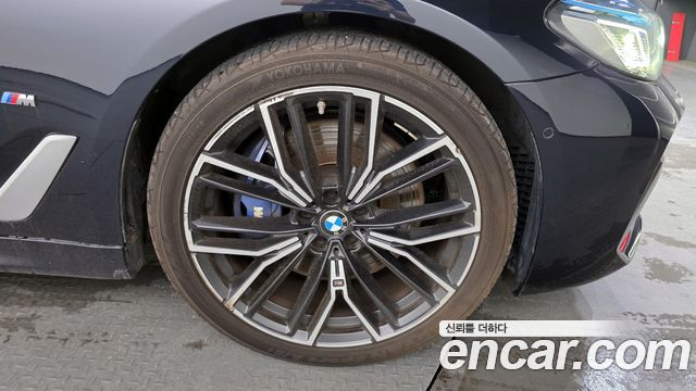 BMW 5 Series (G30) 540i xDrive M Sport 2021 — фото 5