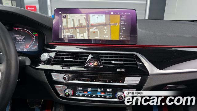 BMW 5 Series (G30) 540i xDrive M Sport 2021 — фото 16
