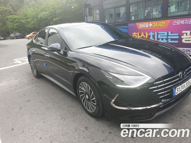 Hyundai Sonata Hybrid (DN8) Inspiration 2022 — фото 2