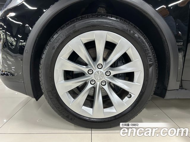 Tesla Model X Long Range 2020 — фото 18