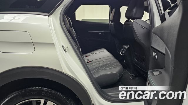 Peugeot 3008 (II) 1.2 Pure Tech Allure 2024 — фото 12