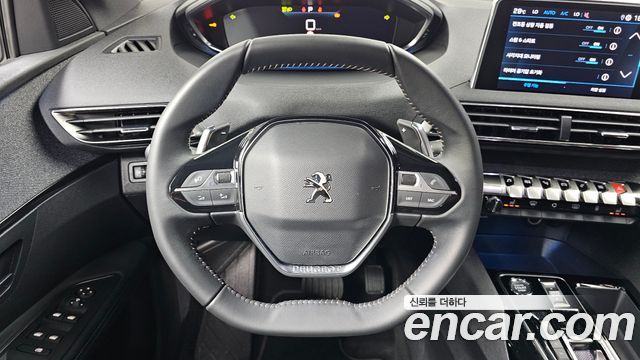 Peugeot 3008 (II) 1.2 Pure Tech Allure 2024 — фото 13