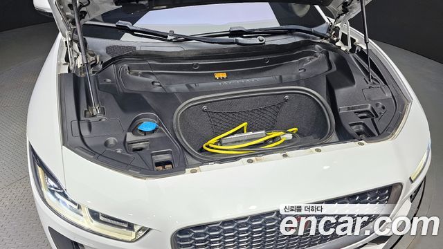 Jaguar I-PACE EV400 SE 2019 — фото 6