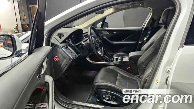 Jaguar I-PACE EV400 SE 2019 — фото 10