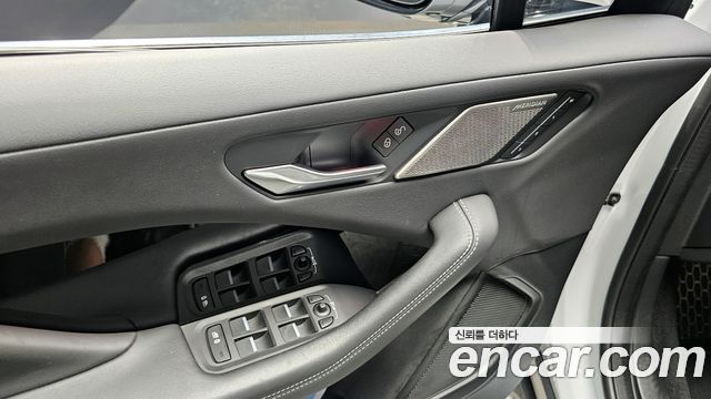 Jaguar I-PACE EV400 SE 2019 — фото 18
