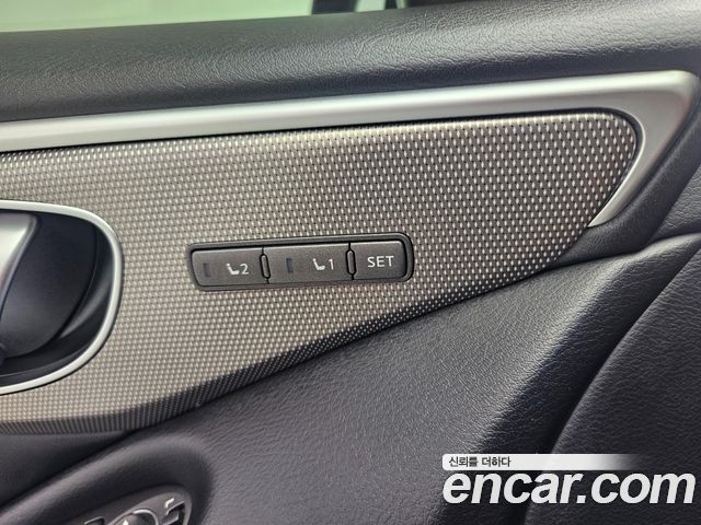 Infiniti Q50 2.2d Exclsive 2015 — фото 18