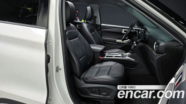 Ford Explorer (VI) 2.3 LimIted 4WD 2021 — фото 10