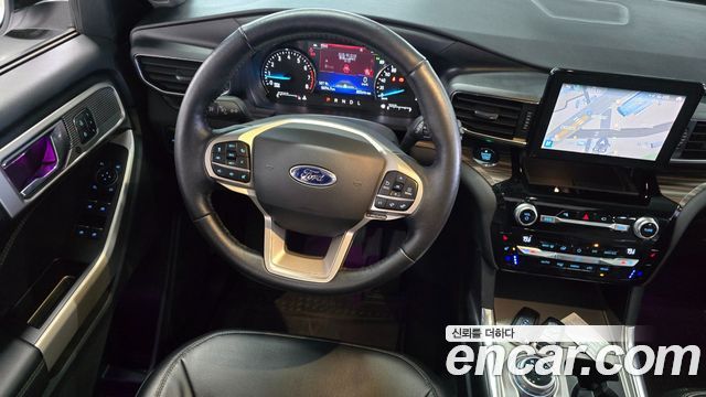 Ford Explorer (VI) 2.3 LimIted 4WD 2021 — фото 13