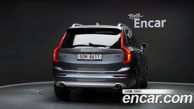 Volvo XC90 (II) D5 Momentum 2018 — фото 4