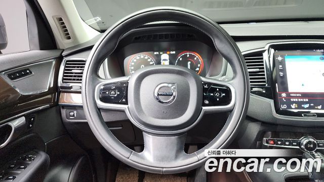 Volvo XC90 (II) D5 Momentum 2018 — фото 13