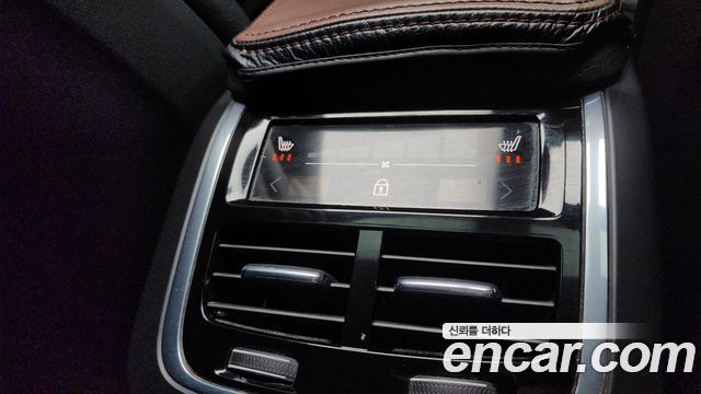 Volvo XC90 (II) D5 Momentum 2018 — фото 19