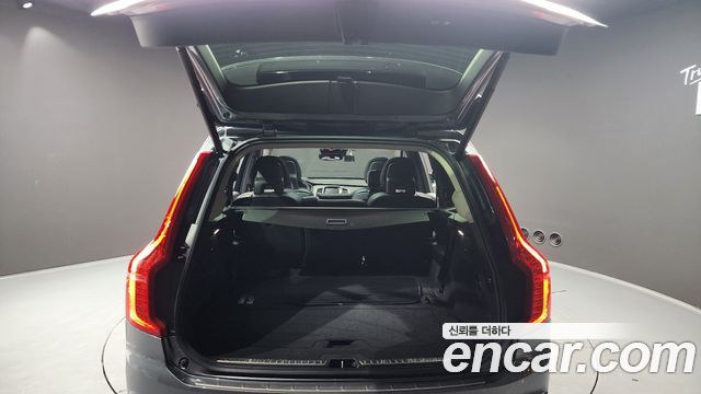 Volvo XC90 (II) D5 Momentum 2018 — фото 20