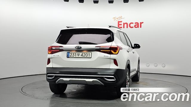 Kia Seltos Gasoline 1.6 Turbo 2WD Signature 2022 — фото 4
