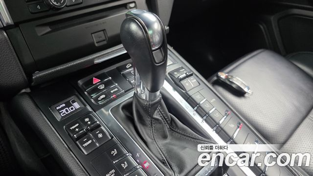 Porsche Macan 2.0 95B 2015 — фото 9