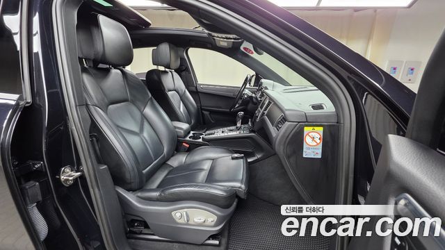 Porsche Macan 2.0 95B 2015 — фото 10
