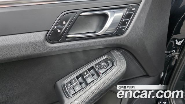 Porsche Macan 2.0 95B 2015 — фото 13