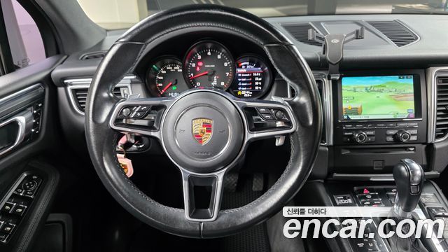 Porsche Macan 2.0 95B 2015 — фото 14