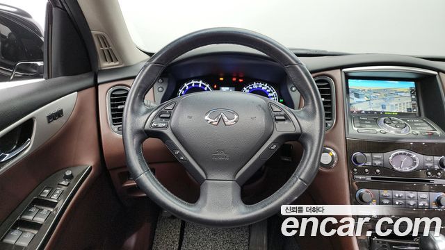 Infiniti QX50 3.7 AWD 2016 — фото 13