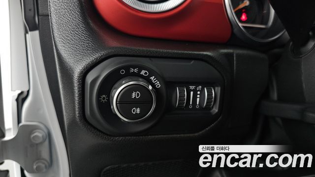 Jeep Wrangler (JL) 2.0 Rubicon Power Top 4Door 2023 — фото 18