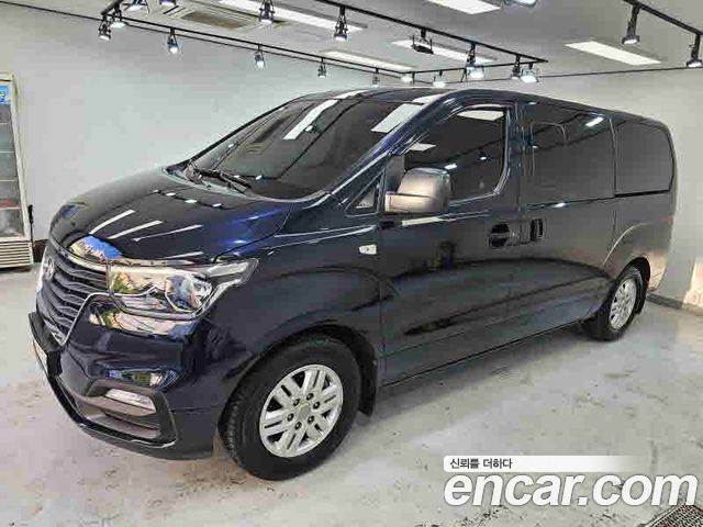 Hyundai Grand Starex Van 5-Seater Modern 2021 — фото 3