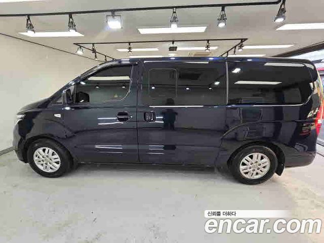 Hyundai Grand Starex Van 5-Seater Modern 2021 — фото 5