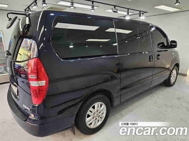 Hyundai Grand Starex Van 5-Seater Modern 2021 — фото 6