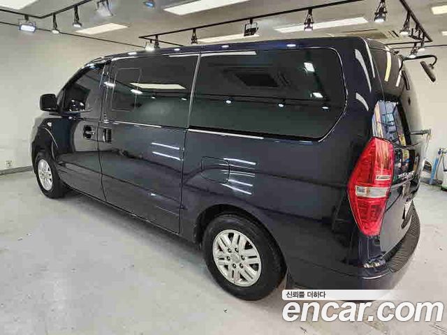 Hyundai Grand Starex Van 5-Seater Modern 2021 — фото 7