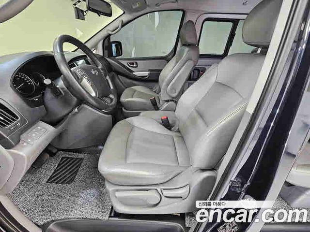 Hyundai Grand Starex Van 5-Seater Modern 2021 — фото 23