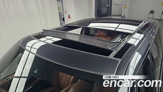Land Rover Range Rover (IV) 4.4 SDV8 AB LWB DIESEL 2017 — фото 19