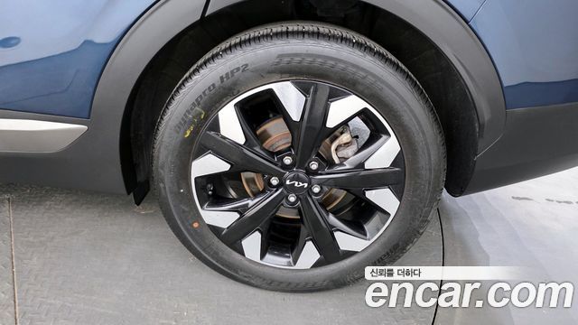 Kia Sportage (V) Gasoline 1.6 Turbo 2WD Signature Gravity 2022 — фото 5