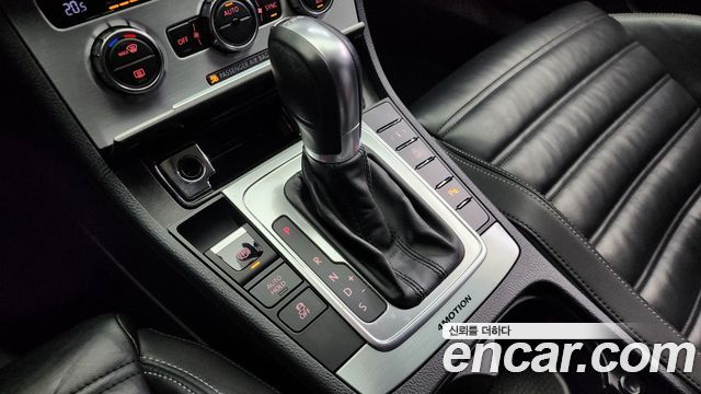 Volkswagen CC 2.0 TDI BlueMotion 4MOTION 2015 — фото 9