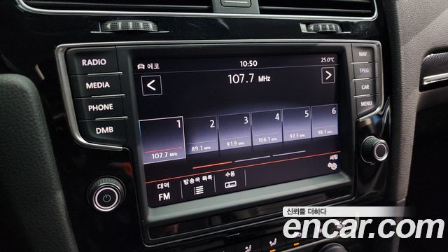 Volkswagen Golf (VII) 2.0 TDI Premium 2015 — фото 14