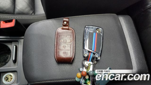 Volkswagen Golf (VII) 2.0 TDI Premium 2015 — фото 19