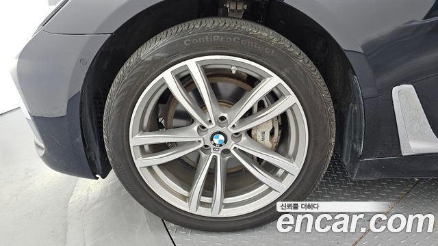 BMW 7 Series (G11) 740Li xDrive M Sport Package 2017 — фото 5