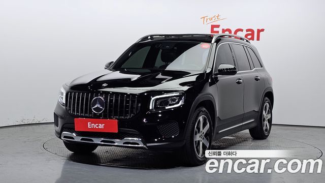 Mercedes-Benz GLB-Class (X247) GLB220