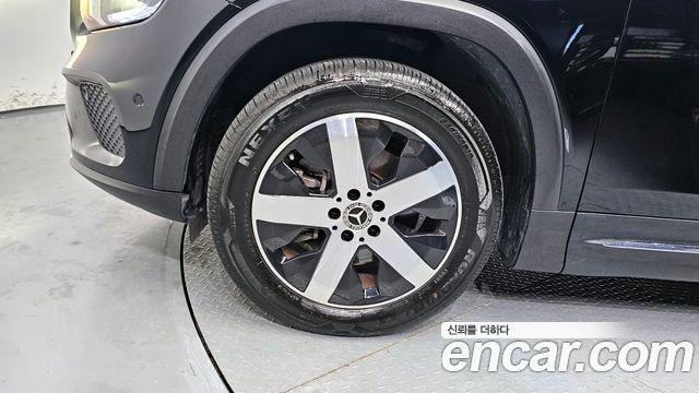 Mercedes-Benz GLB-Class (X247) GLB220 2020 — фото 5