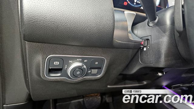 Mercedes-Benz GLB-Class (X247) GLB220 2020 — фото 17