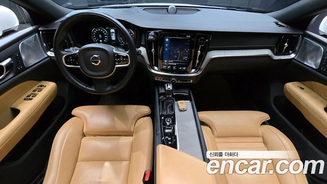 Volvo V60 Cross Country (II) T5 Pro AWD 2020 — фото 7